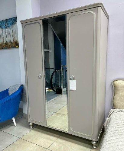 Шкаф для одежды 3-дверный Сицилия фото 4