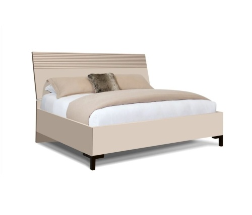 Кровать двуспальная (160х200) Мадрид (кашемир)