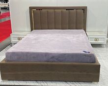 Кровать двуспальная 1.6 м. Виктория (велюр коричневый с золотом)