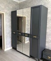Шкаф для одежды 4-дверный Виктория (графит с золотом)