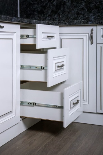 Кухонная мебель «Аделина» угловая белая фото 3