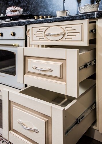 Верона секция навесная угловая крем глянец фото 7