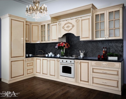 Кухня Верона угловая 3,9х1,6м крем глянец